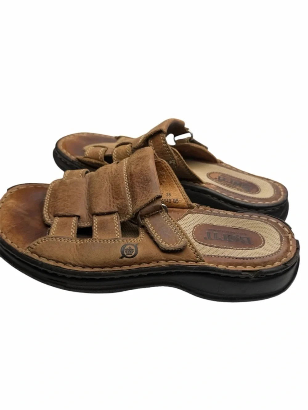 BORN Size Men’s 7 Women’s 8.5 Leather Sandals GENTLY Used